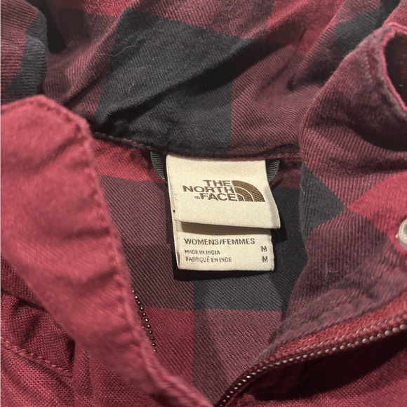 The north face jacket - Picture 2 of 4